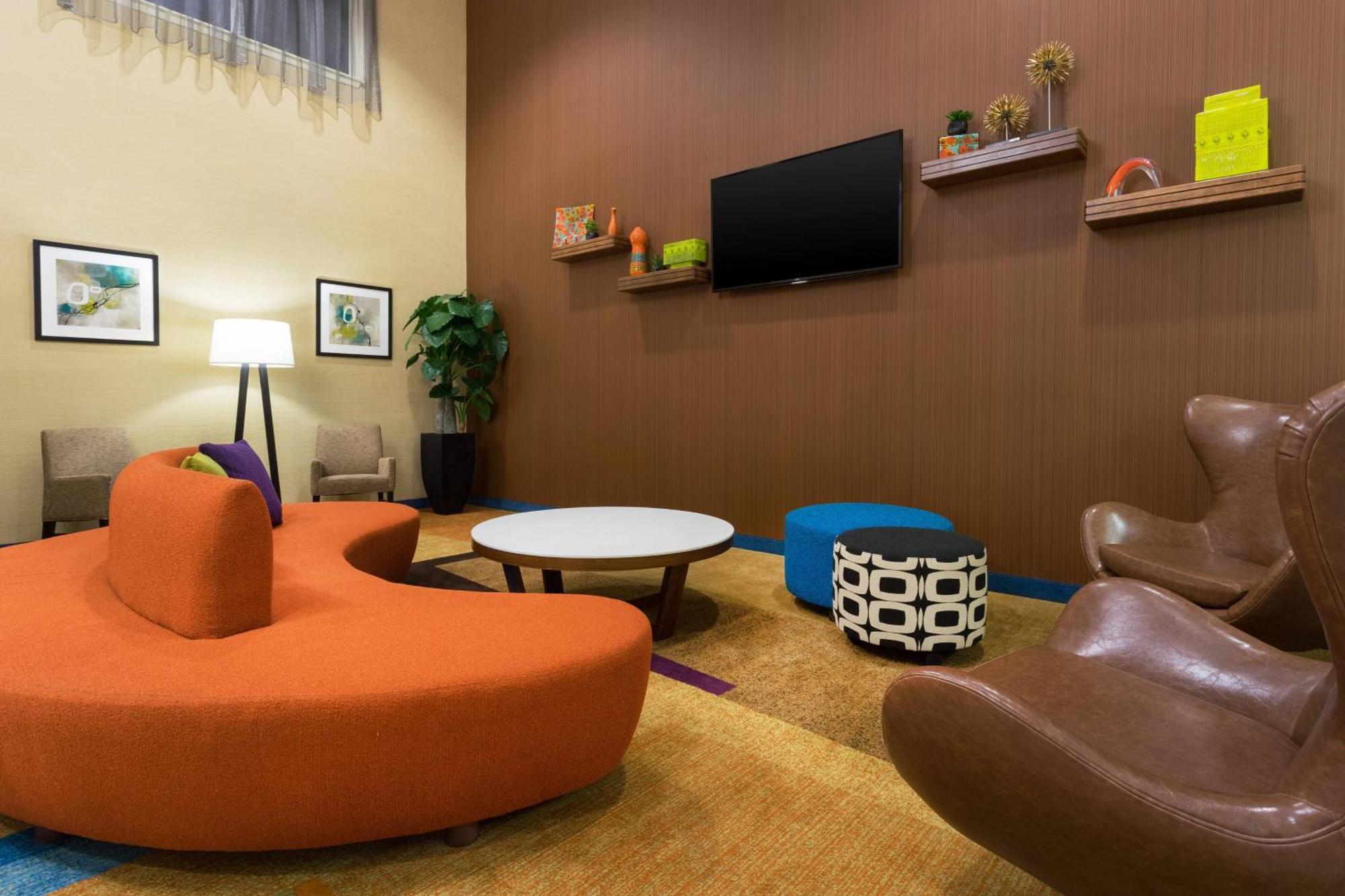 Fairfield & By Marriott Hotel 3*
